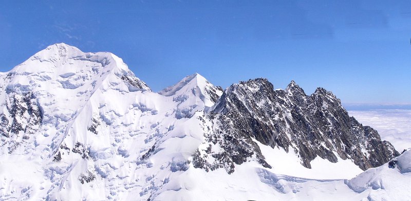 22 (67) Mount Cook summit.JPG